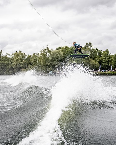 Travis Beaton at the 2022 Malibu Boats UK Wakeboard And Wakesurf Nationals - Photo Mantis Pro Media